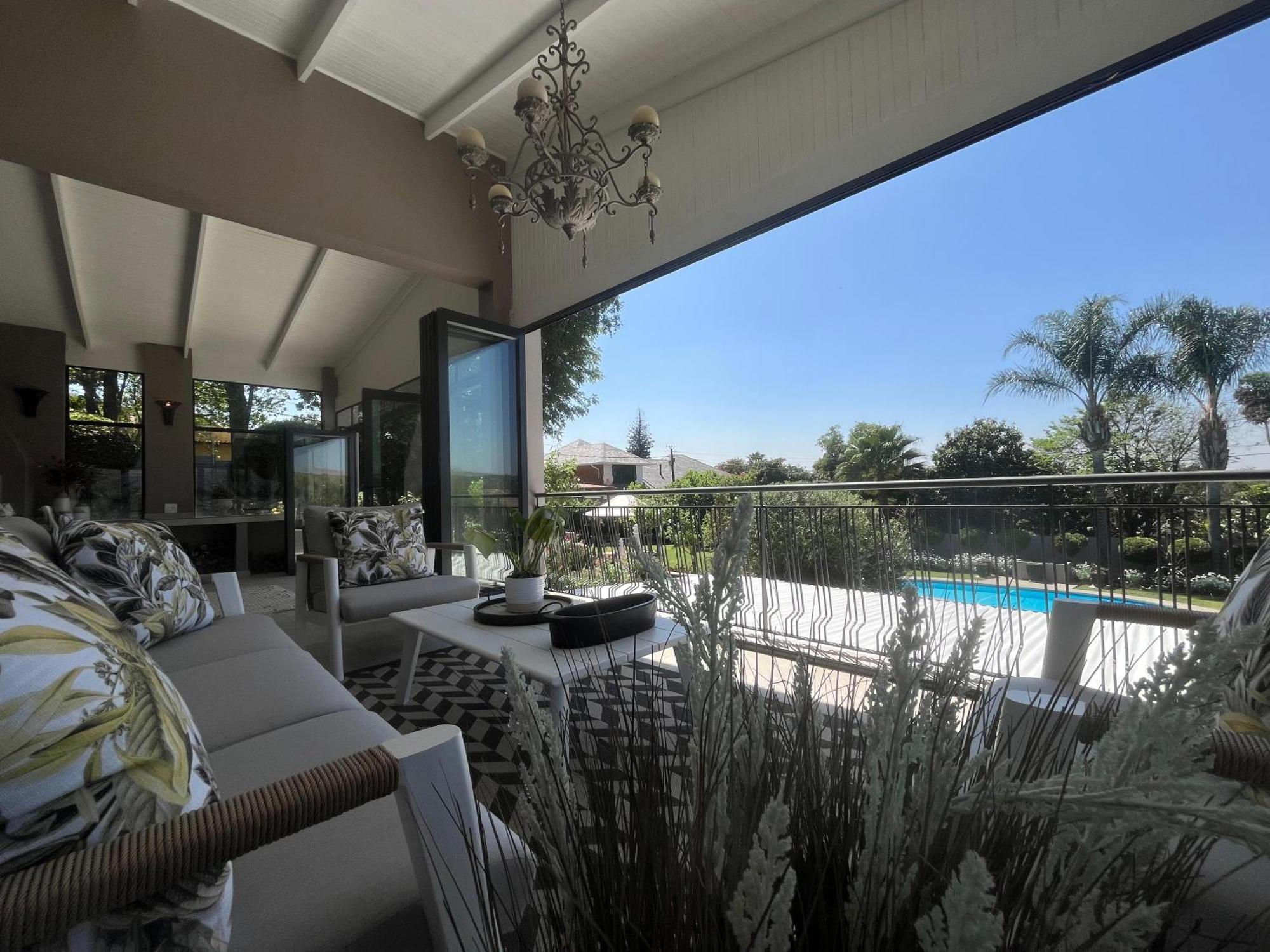 La Vida Luka - Luxury Guesthouse พริทอเรีย ภายนอก รูปภาพ