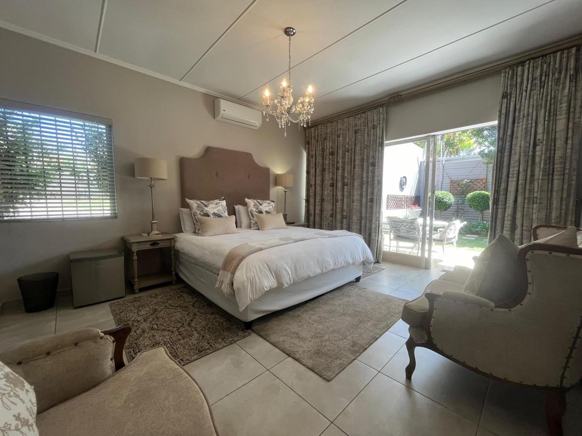 La Vida Luka - Luxury Guesthouse พริทอเรีย ภายนอก รูปภาพ